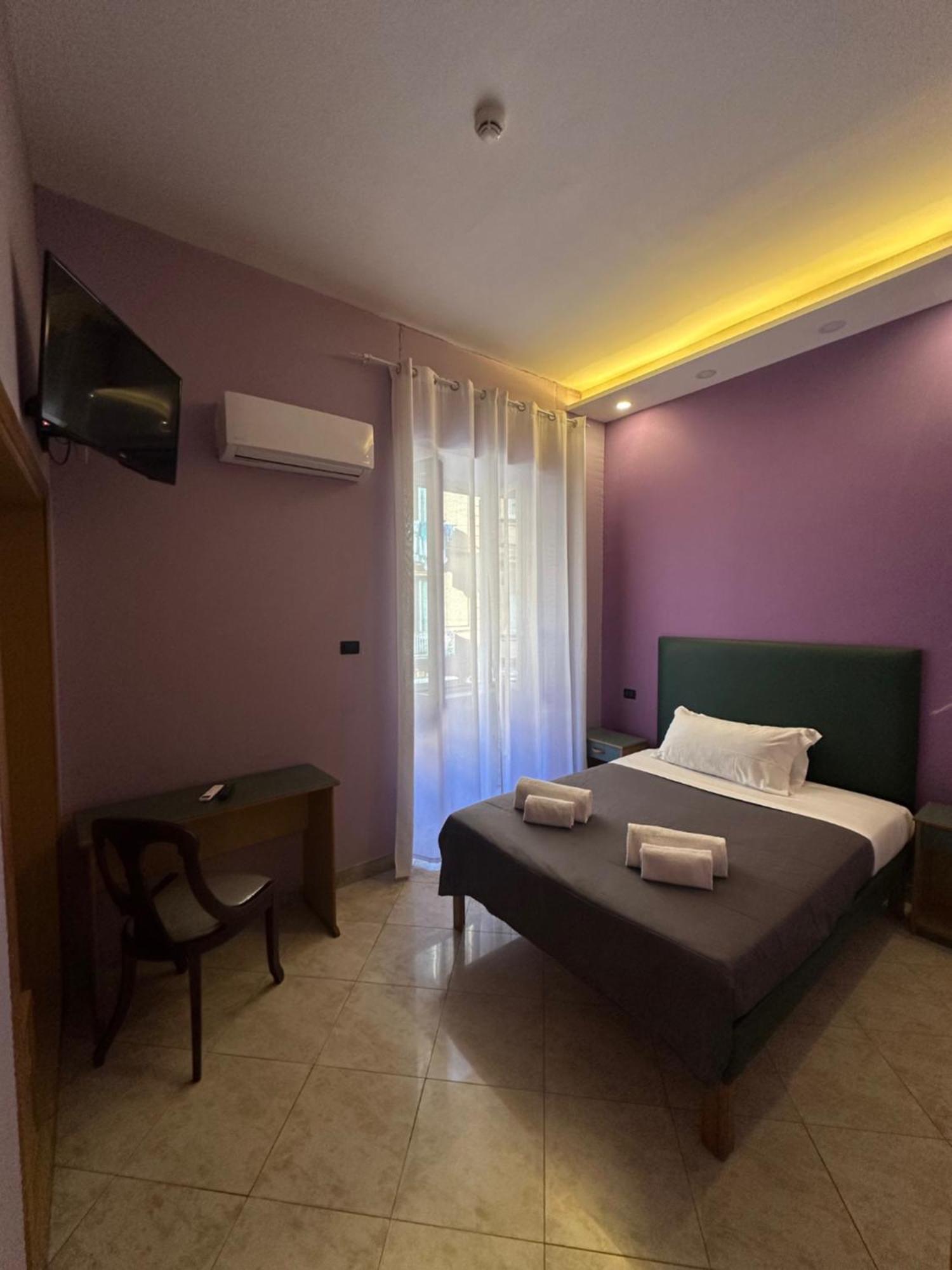 Smart Station Hotel Neapel Exterior foto